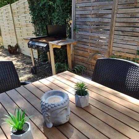 Maisonnette En Residence Avec Piscine Et Tennis Saint-Vallier-de-Thiey Eksteriør bilde