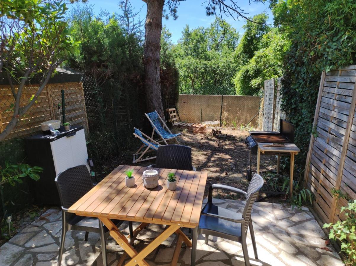 Maisonnette En Residence Avec Piscine Et Tennis Saint-Vallier-de-Thiey Eksteriør bilde